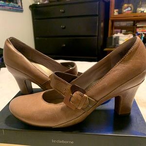 Clarks Heels - New